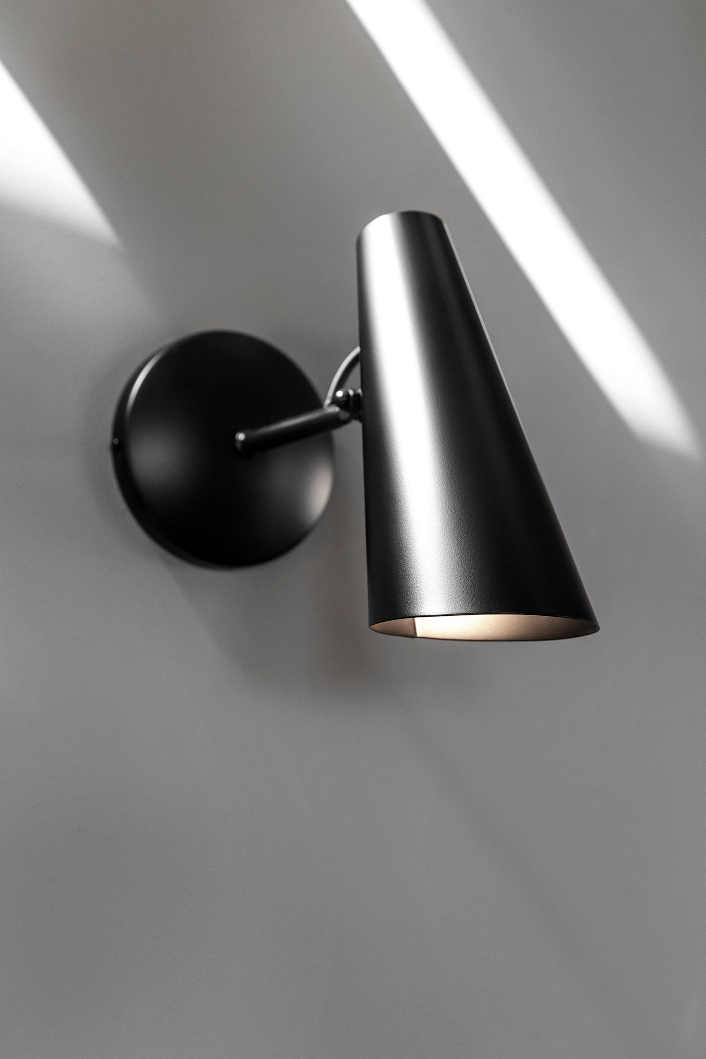 Birdy wall lamp