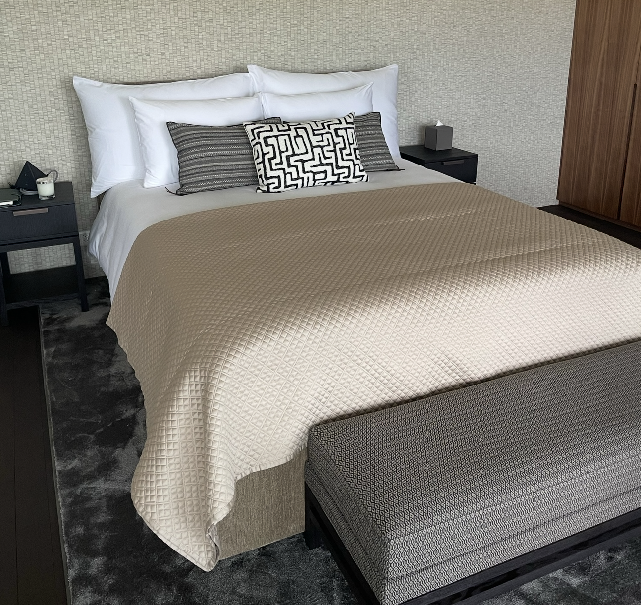 Kross Bed – 160 cm – Showroom Piece at 50% Off