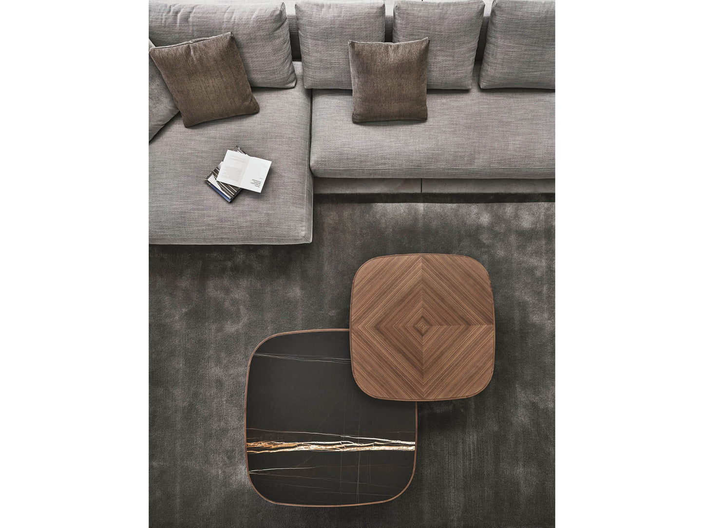 Eckig Coffee Table