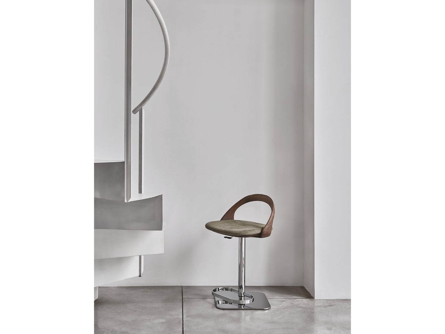Ester Sgabello Lift High Chair