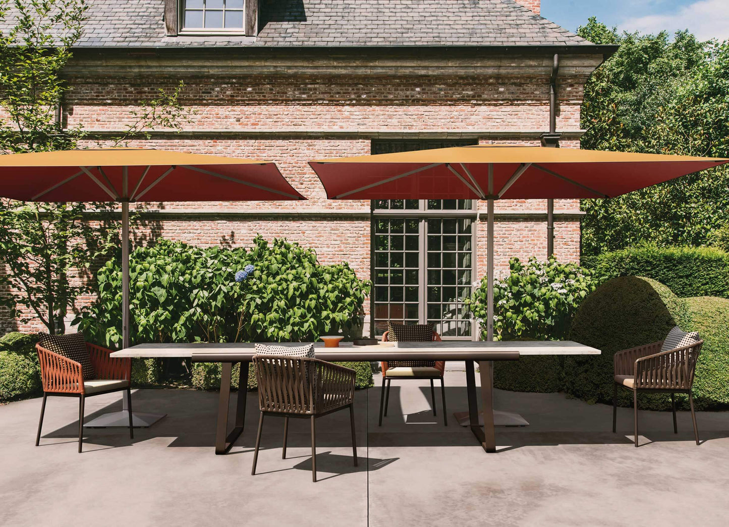 Bitta Dining Table Extendable