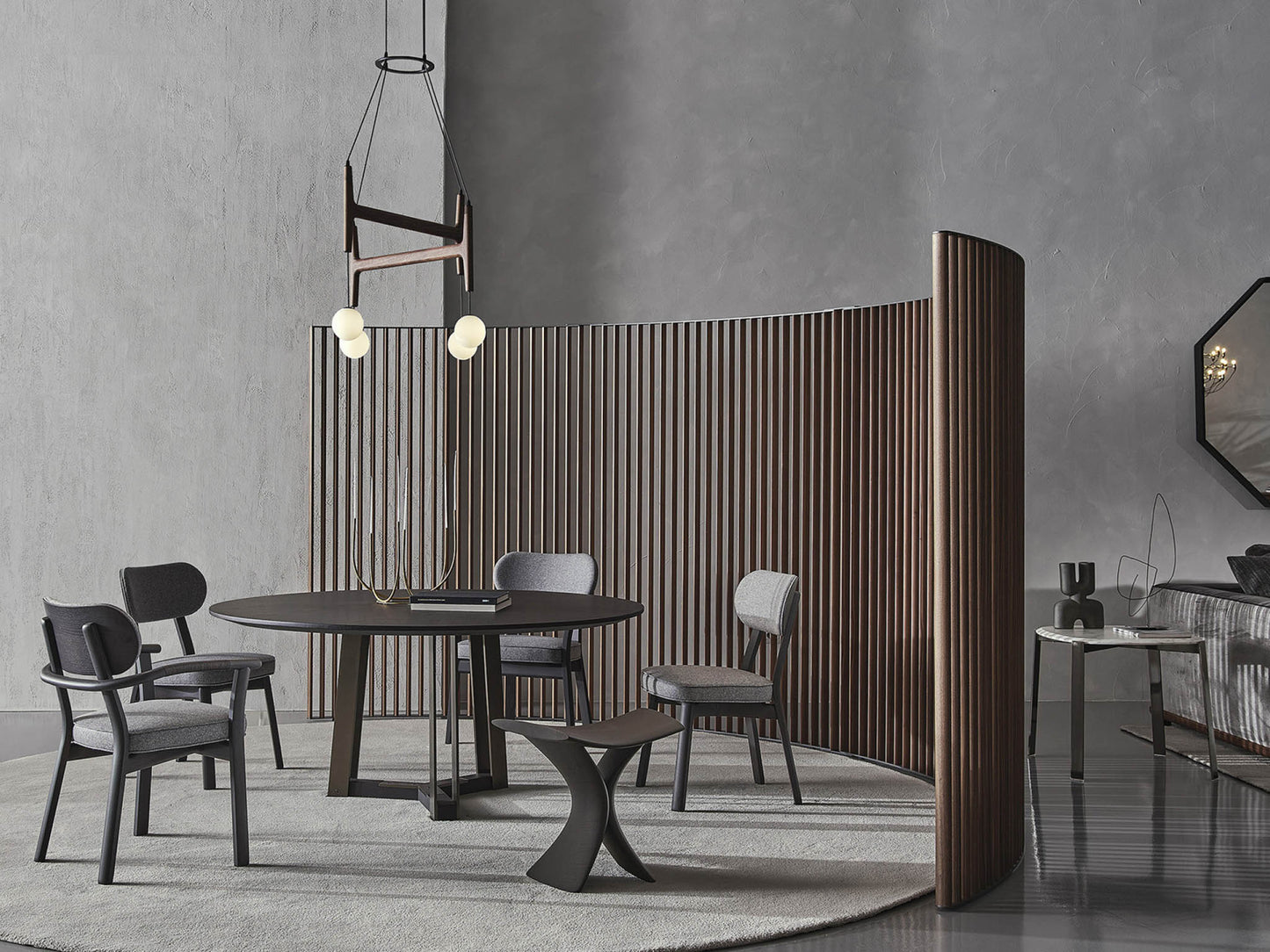 Gamen Room Divider
