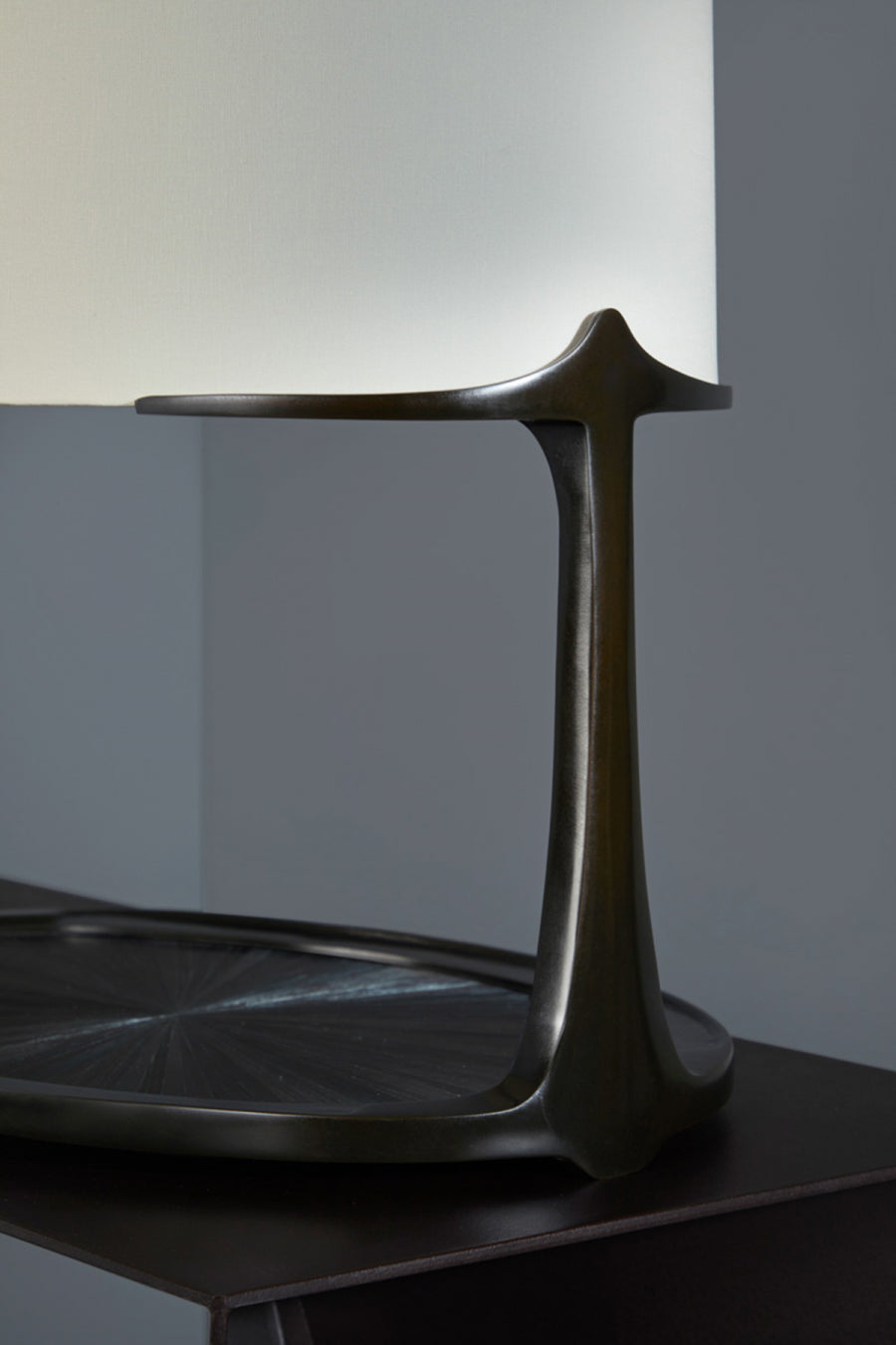 Inlet Table Lamp 
Ebony Straw