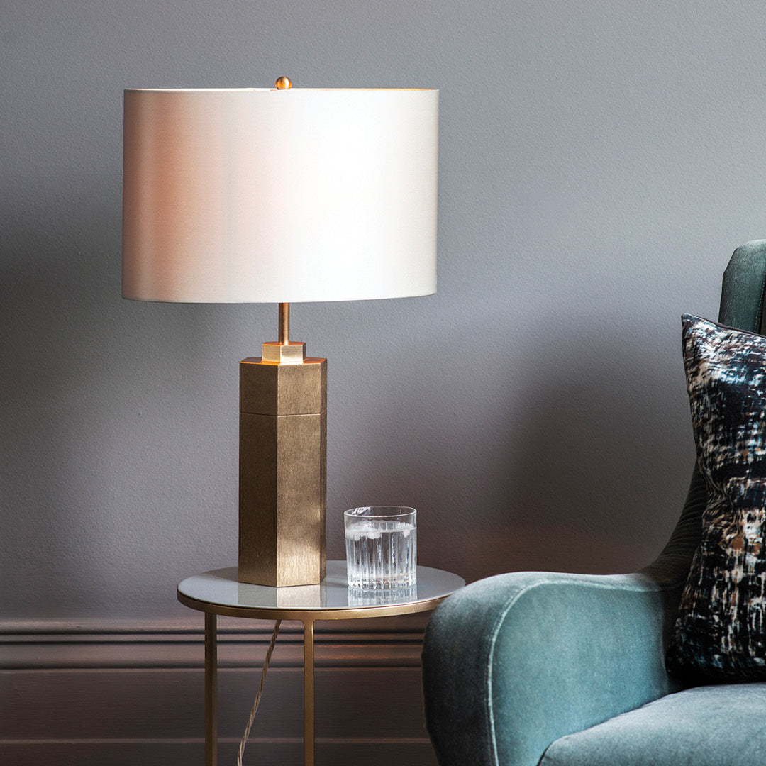 Stem Table Lamp – Gold