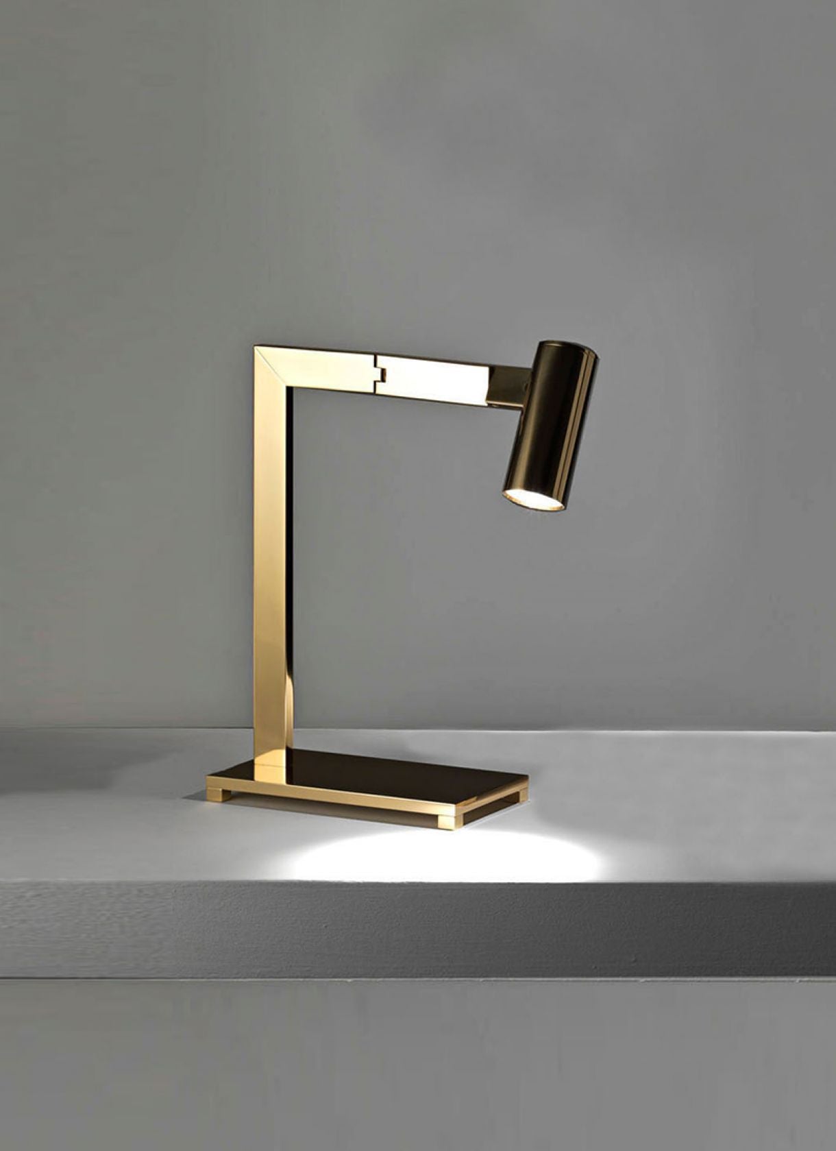 Mahari Table Lamp