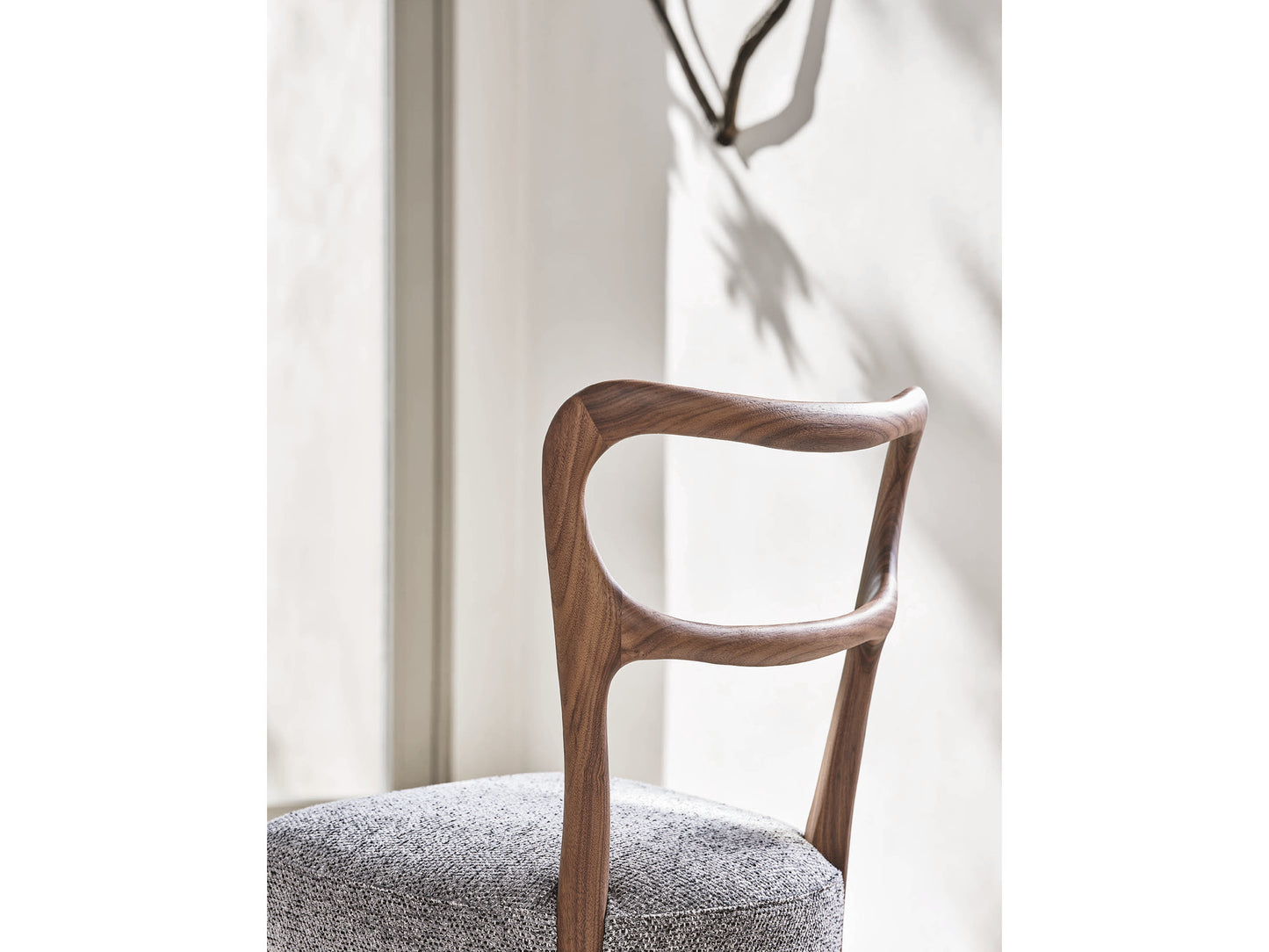 Noemi Chair